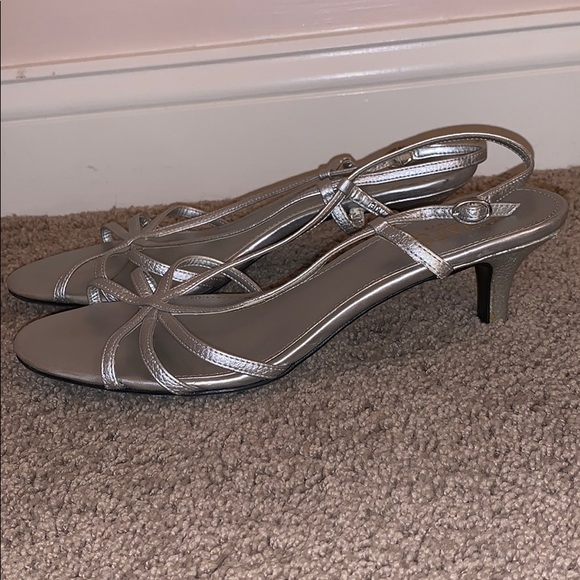 Fancy Shoes - Picture 2 of 3